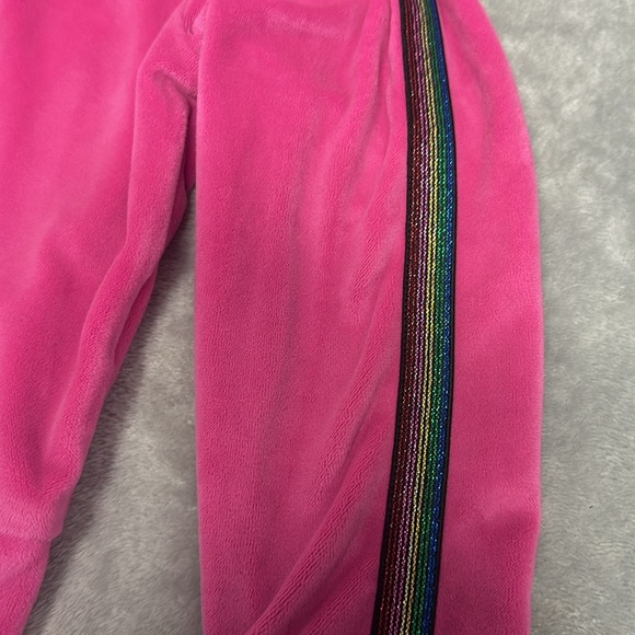 Skechers - long sleeve Velour hooded Jacket. Size 2 - Picture 3 of 6